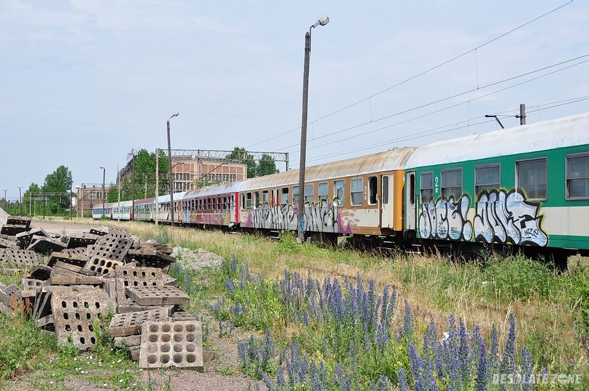 Opuszczone wagony ic