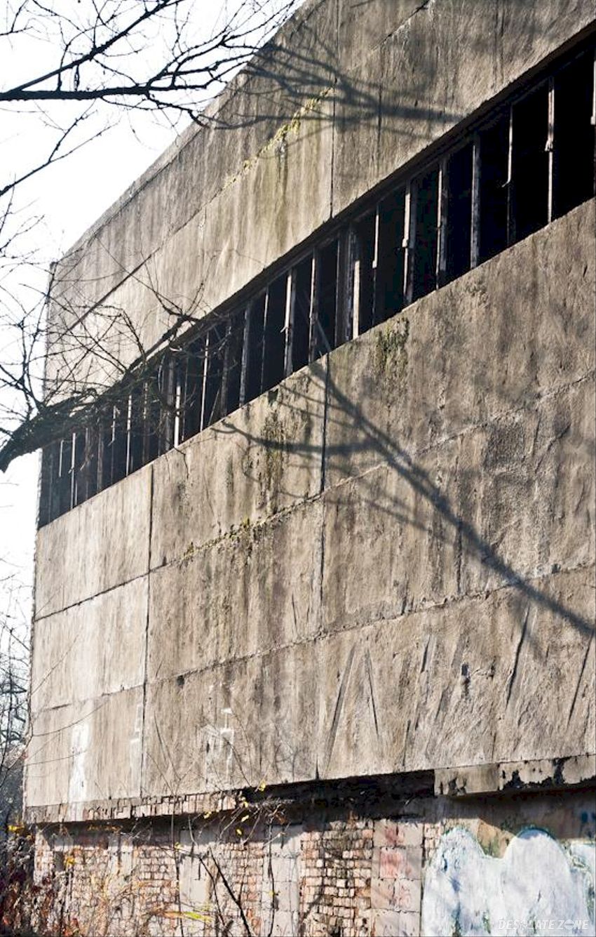 Malutka hala/budynek #1, wrocław