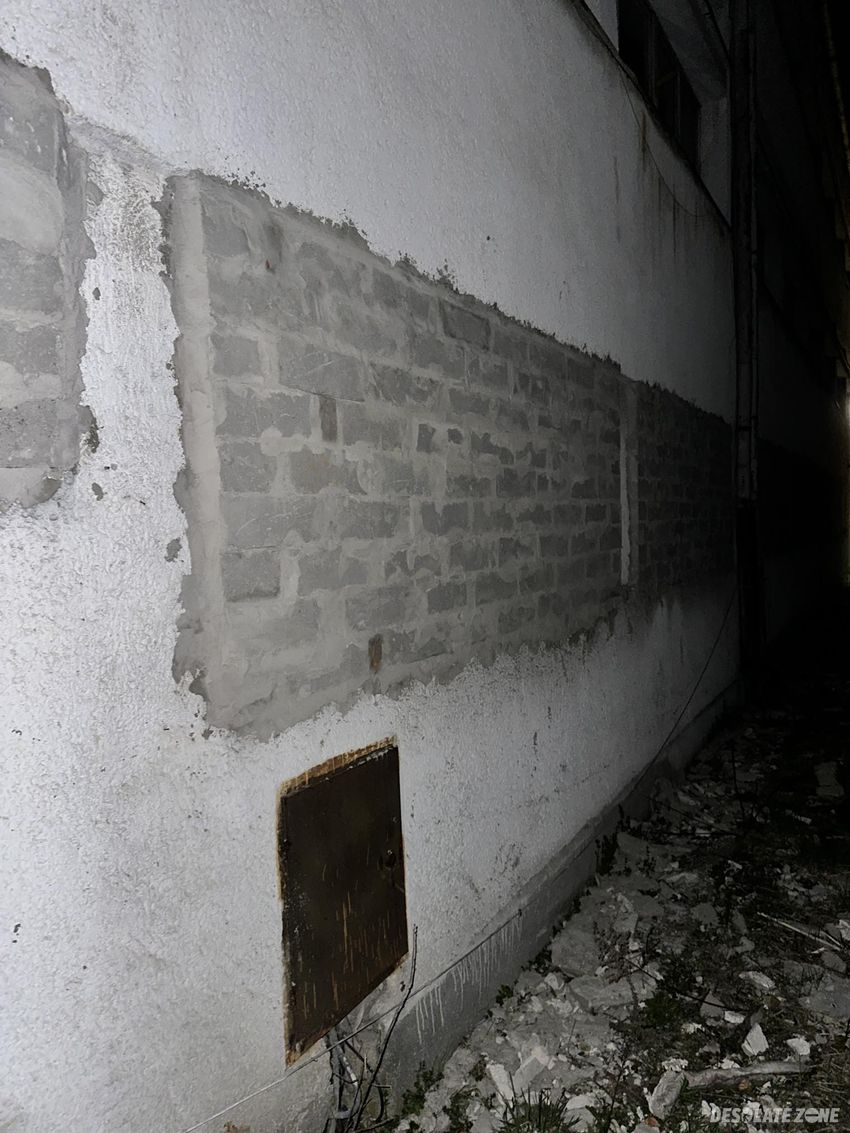 Opuszczony biurowiec k f g w idealnym stanie