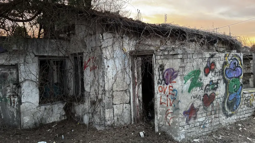 Ruina domu - zdjęcie 1/2