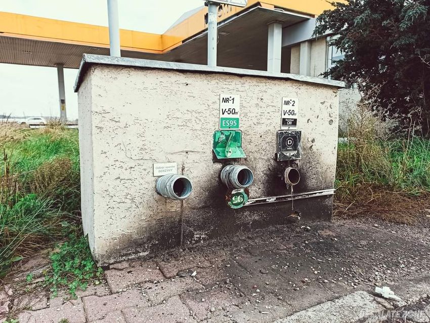 Mc donalds i stacja paliw