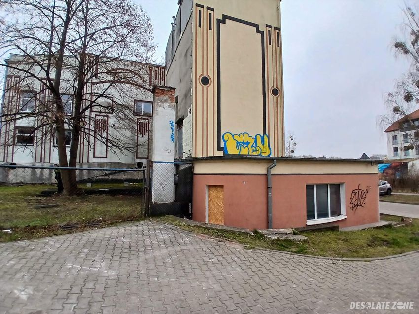 Opuszczony klub secesja