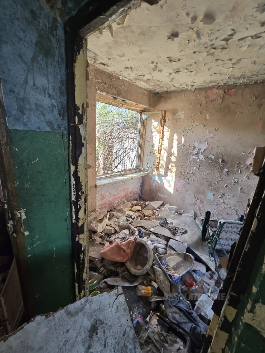 Opuszczona melina - zdjęcie 1/4