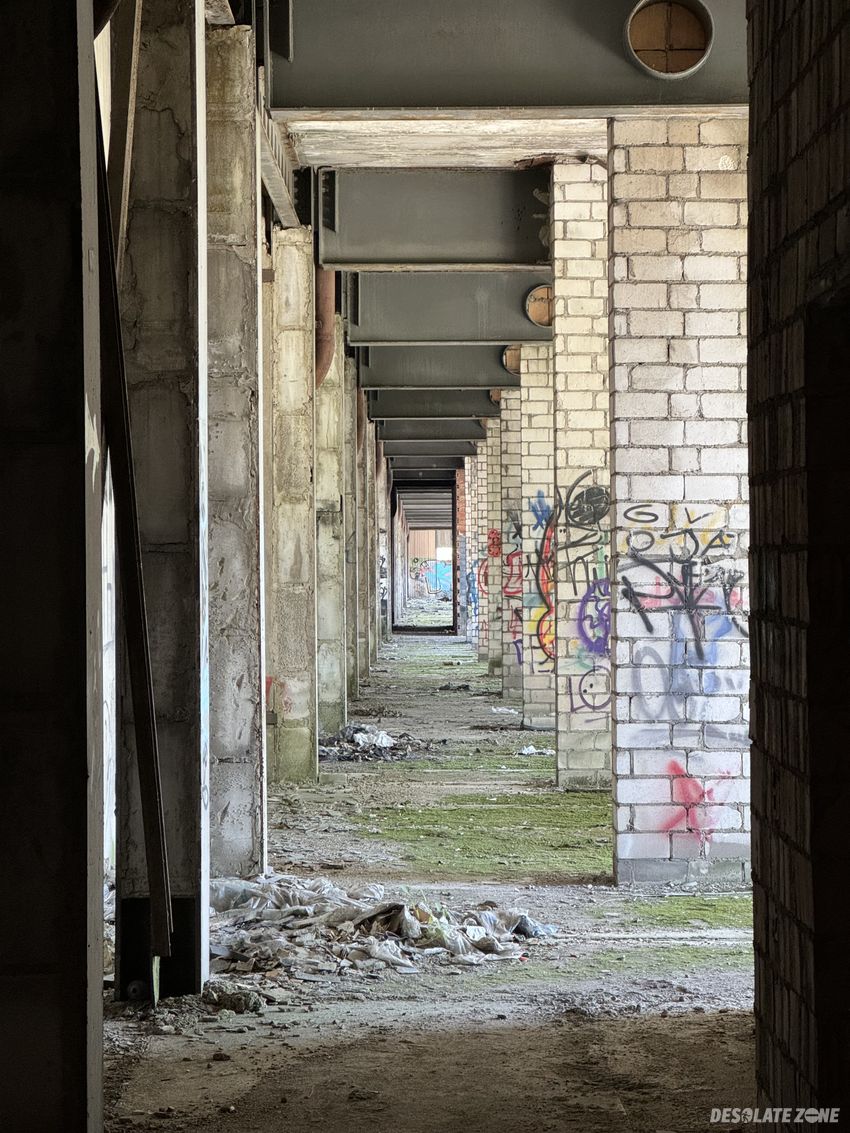 Opuszczona część budynku.( zakłady ursus) warszawa ursus