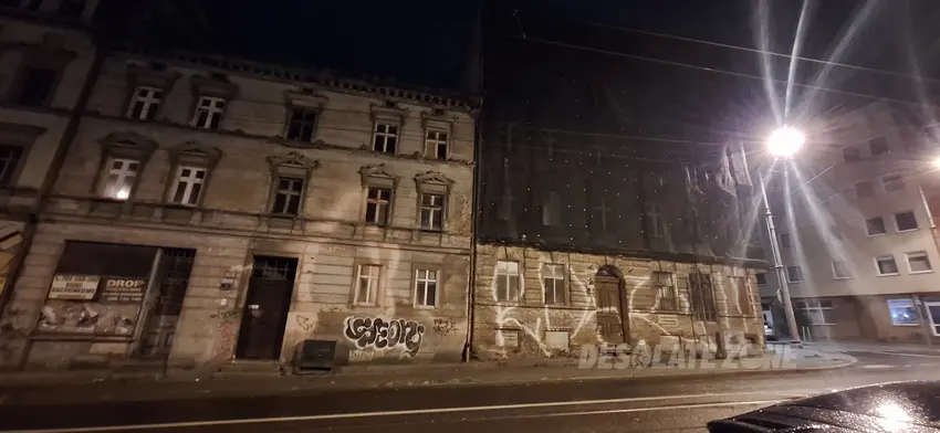 Opuszczonej kamienicy na niemierzyńskiej. - photo 1/3