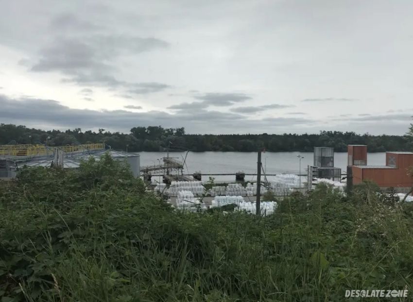 Opuszczona kamienica grozy.