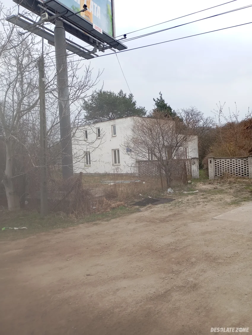 Opuszczony dom - photo 1/1