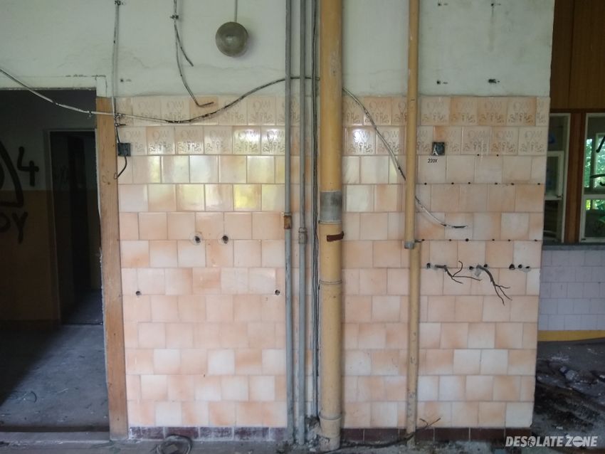 Opuszczone biurowce p k p, lędziny