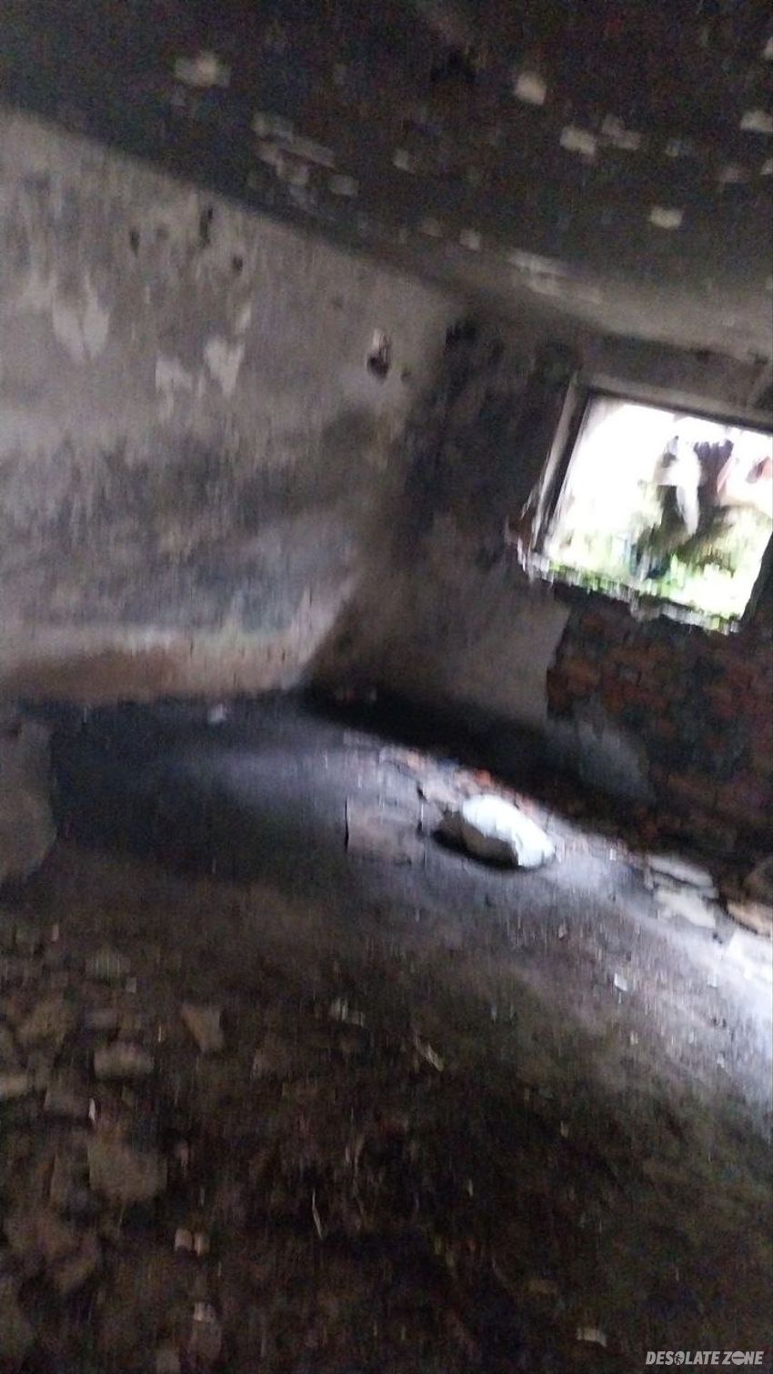 Opuszczony motel / koszary