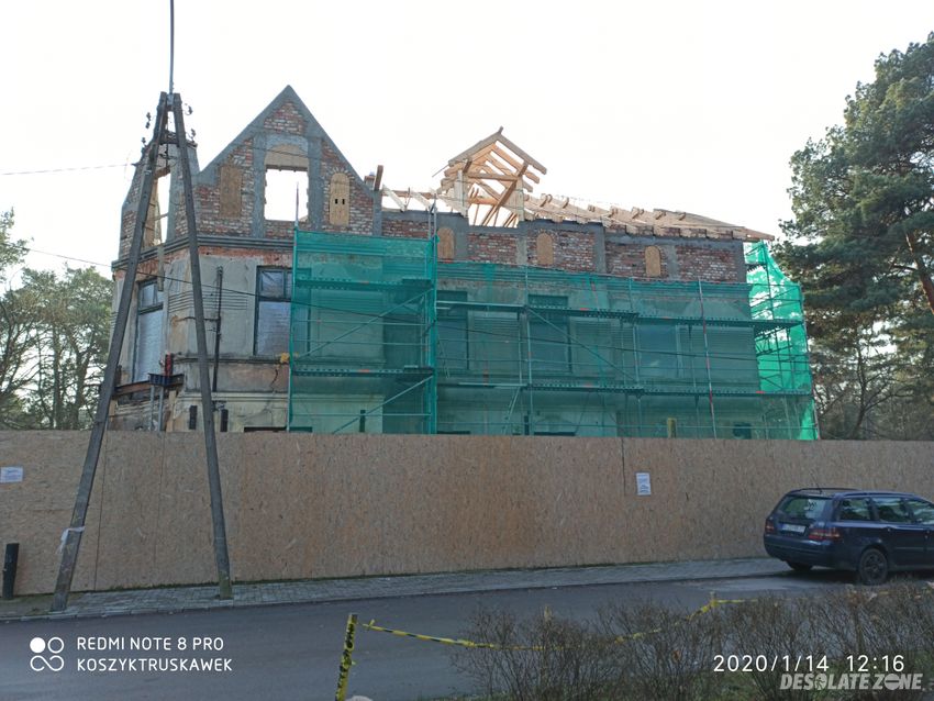 Willa ze sklepem spożywczym, konstancin jeziorna