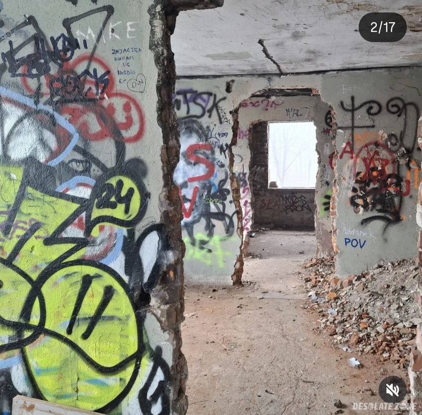 Ruiny magazynu prochu