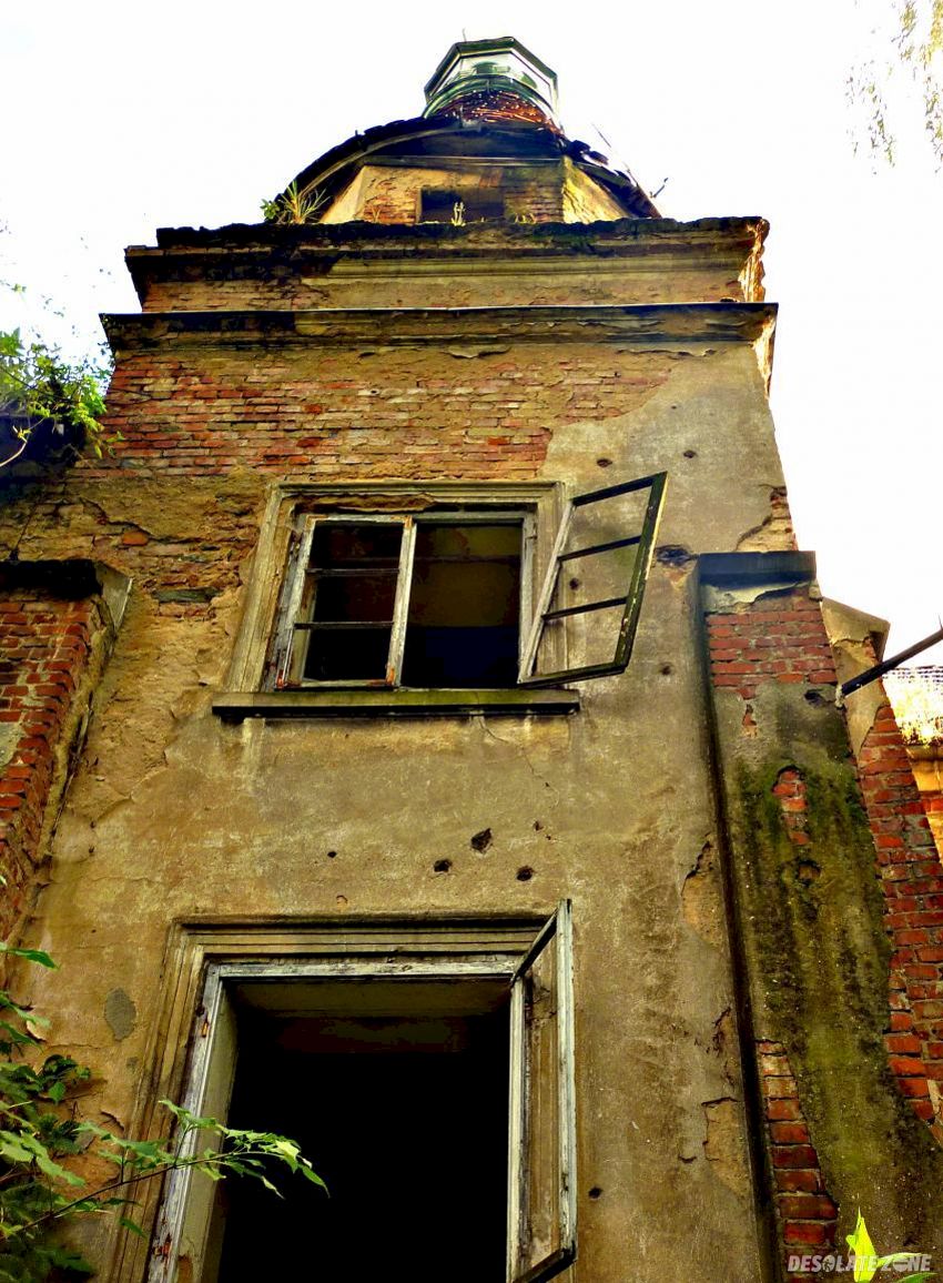 Opuszczony zamek, Łąka prudnicka