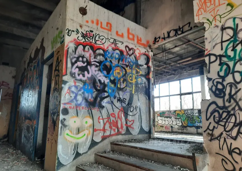 Trafostacja zakładów p z l wola - zdjęcie 1/4