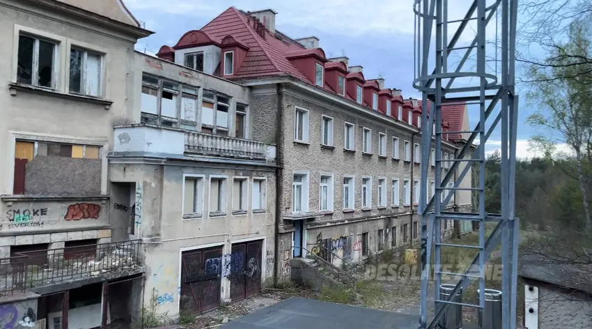 Opuszczony ośrodek rehabilitacyjny - photo 1/4