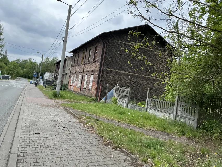 Opuszczona kamienica - photo 1/4