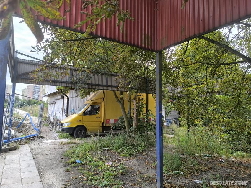 Opuszczone piwniczne w c.