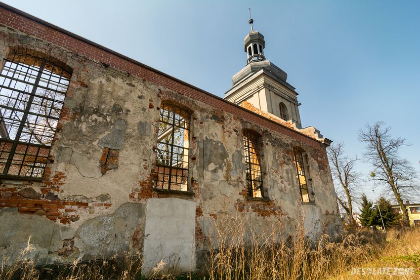 Ruiny kościoła poewangelickiego.
