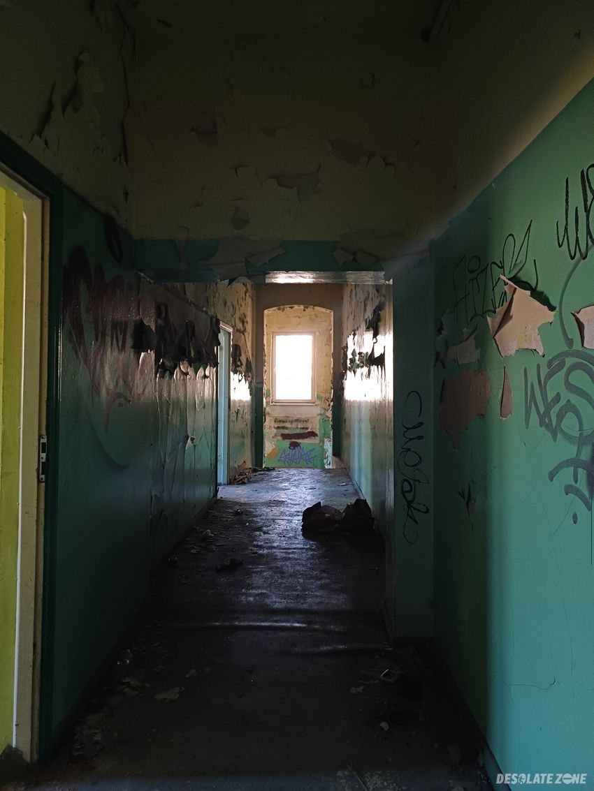 Opuszczona szkoła, poznań