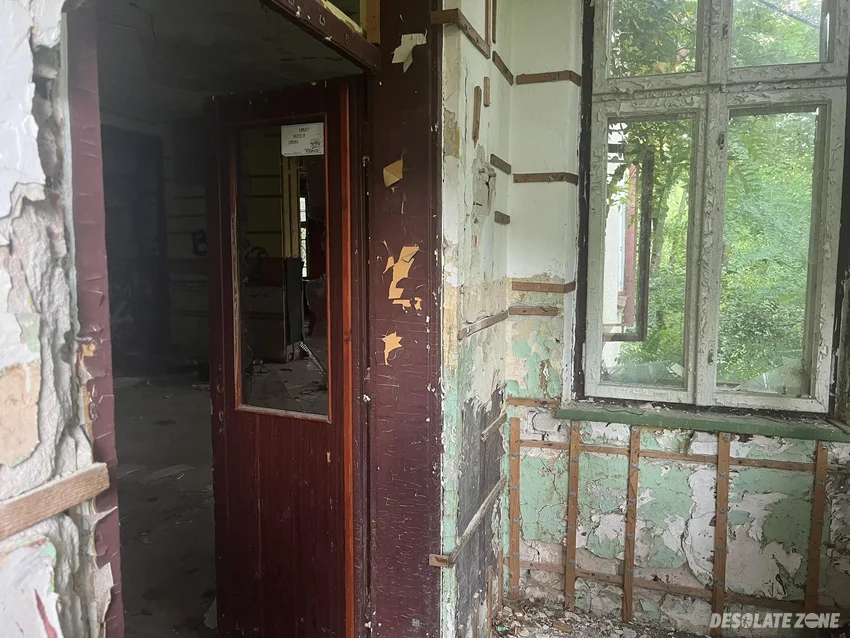 Opuszczona restauracja - jasło - zdjęcie 1/4