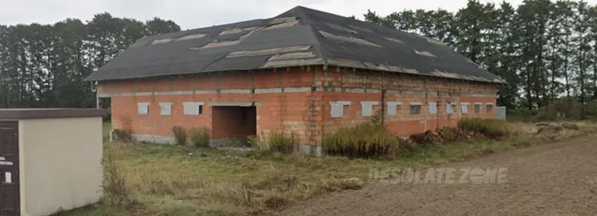 Niedokończony dom - zdjęcie 1/1