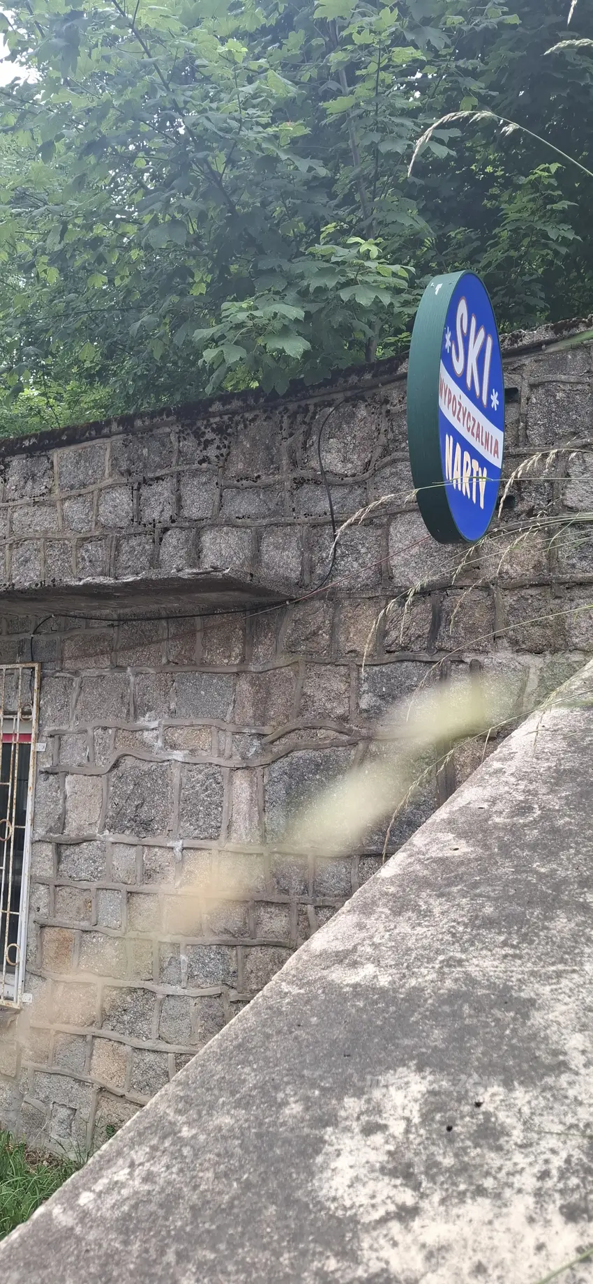 Wypożyczalnia nart z wyposażeniem - zdjęcie 1/4