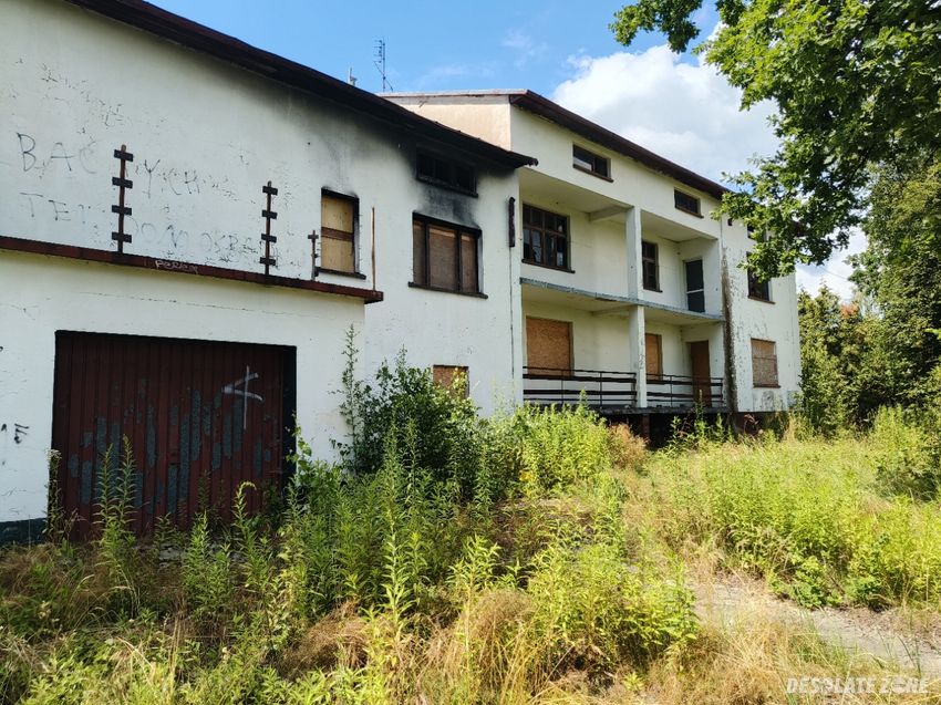 Opuszczona ferma drobiu niegowoniczki