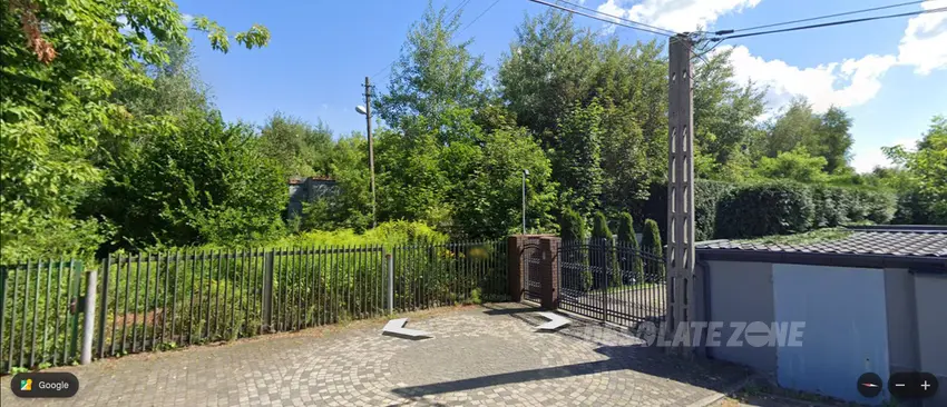 Opuszczony budynek - zdjęcie 1/2