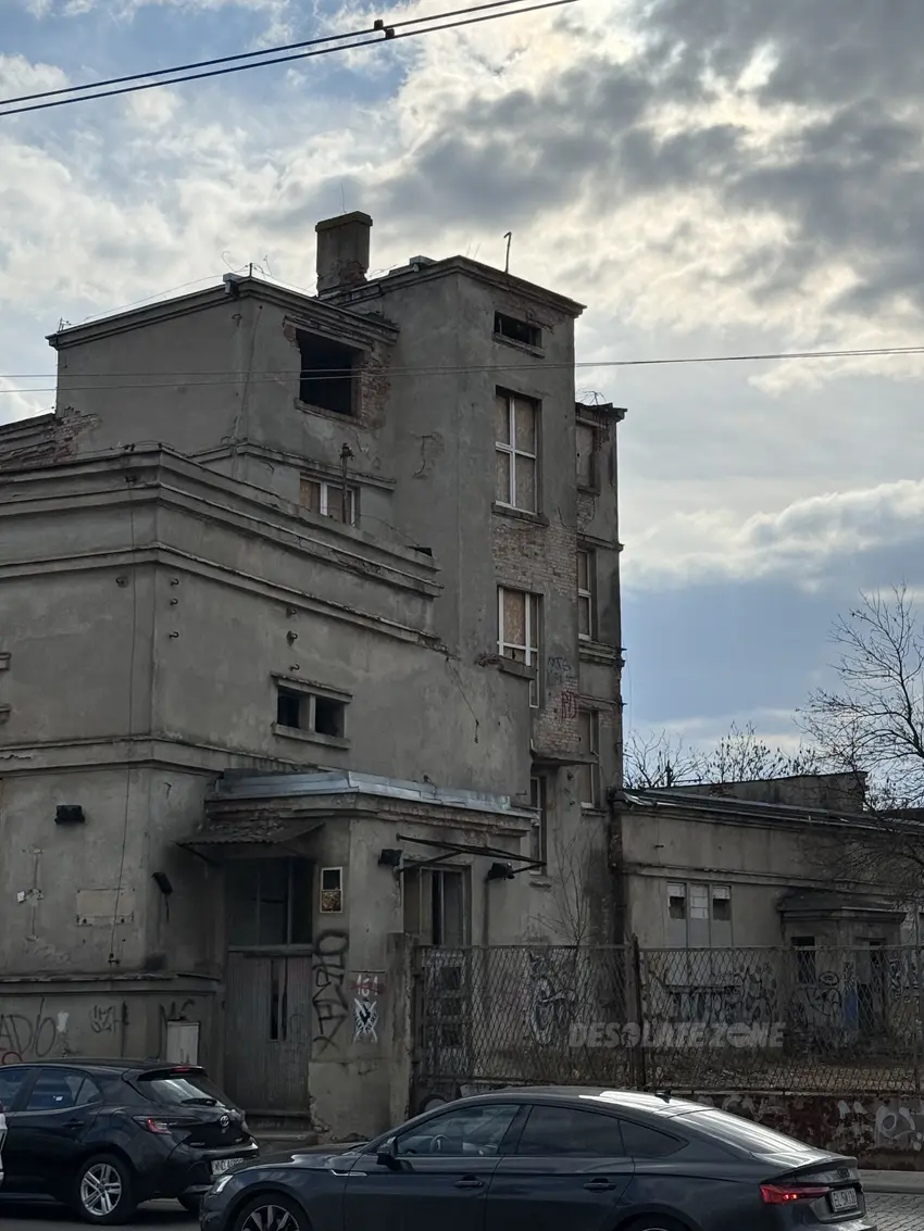 Opuszczona zajezdnia tramwajowa - photo 1/4