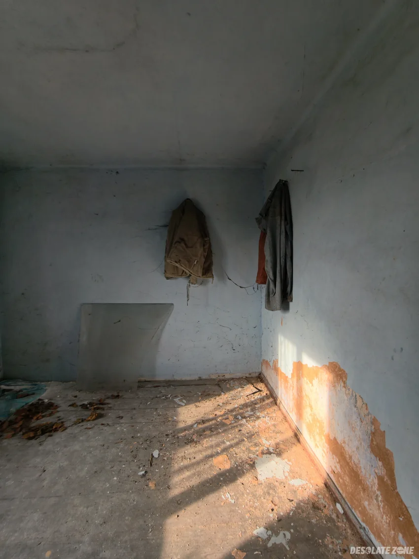 Stodoły z częścią mieszkalną - zdjęcie 1/4