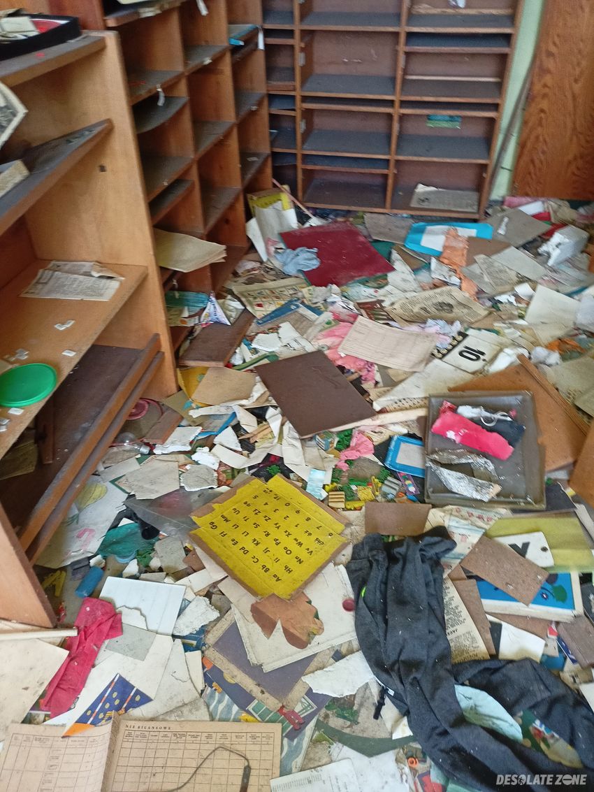 Szkoła podstawowa, lwówek