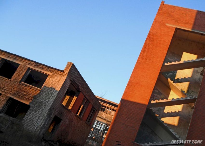 Zakład konstrukcji żelazo - betonowych i budynek administracji, rezekne, Łotwa