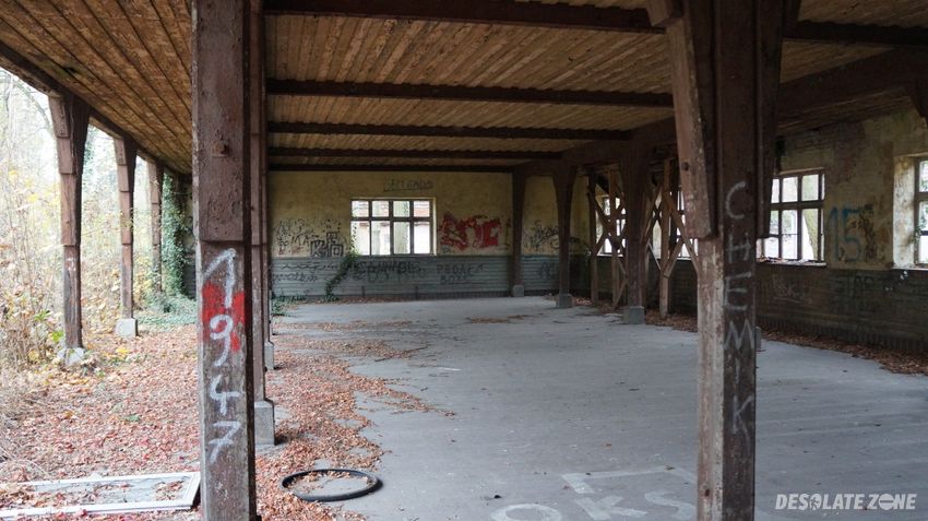 Dworzec kolejowy, leśnica