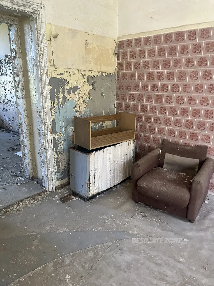 Opuszczony szpital - zdjęcie 1/14