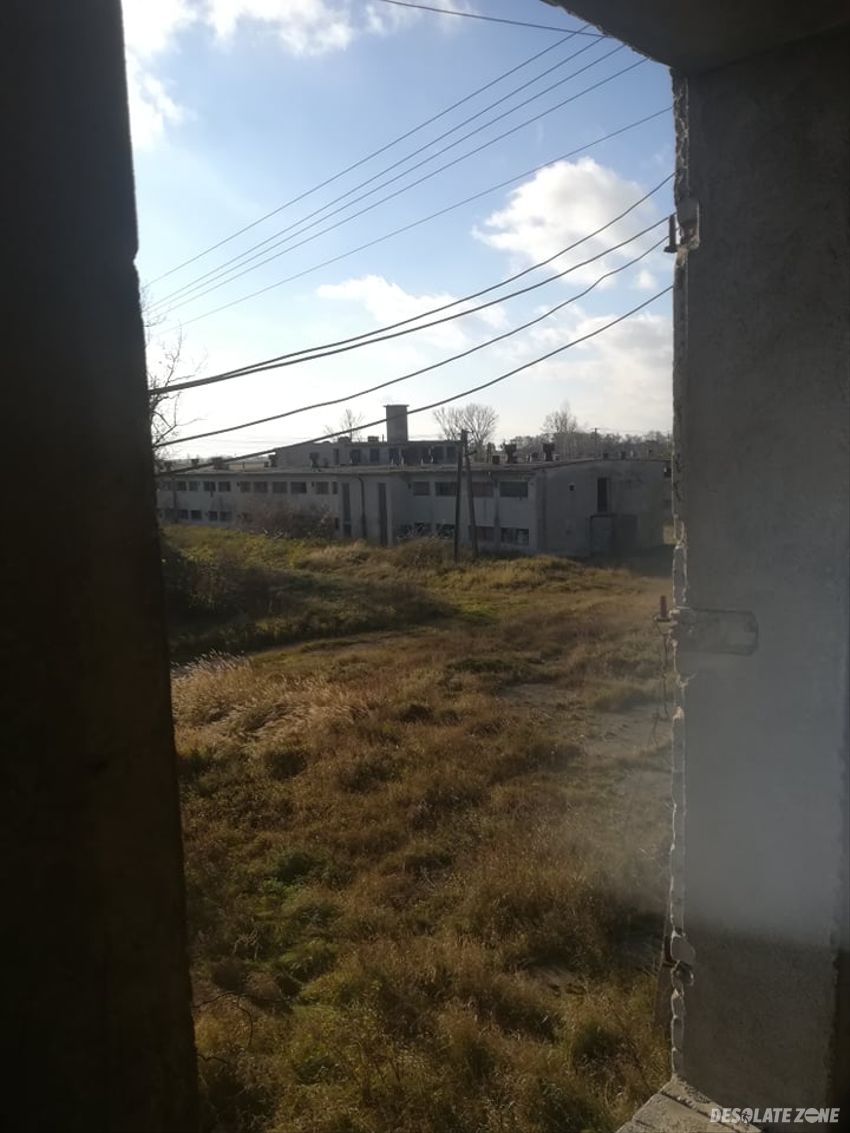 Opuszczona spółdzielnia rolnicza