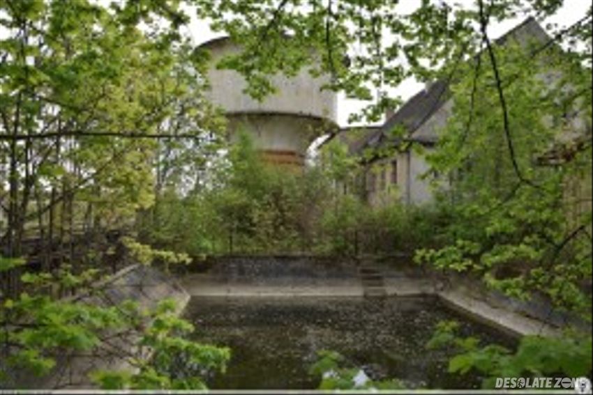 Opuszczona noclegownia drużyn konduktorskich