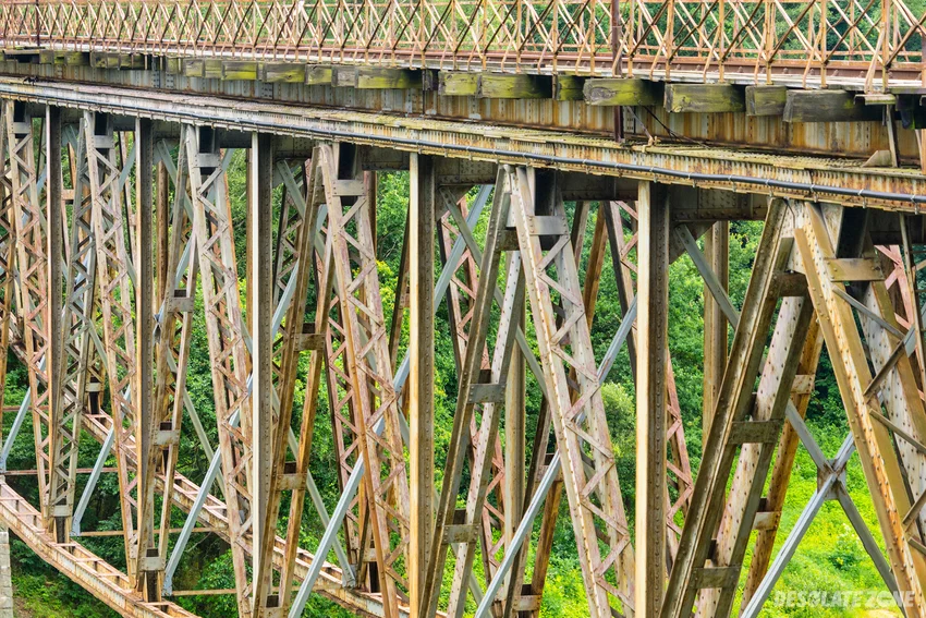 Most kolejowy nad jeziorem pilchowickim