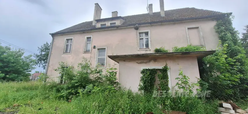 Opuszczona szkoła podstawowa - photo 1/5