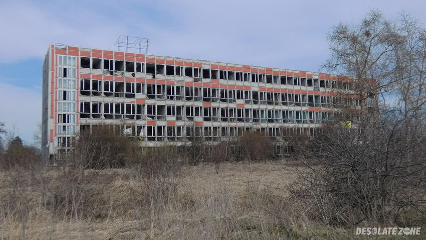 Opuszczony biurowiec p k p (oraz hotel robotniczy), dąbrowa górnicza