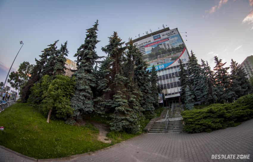 V i s sp. z o.o. (wcześniejsze nazwy: towarzystwo akcyjne fabryki maszyn gerlach i pulst, państwowa fabryka karabinów, fabryka wyrobów precyzyjnych im. gen. Świerczewskiego, fabryka wyrobów precyzyjnych v i s s. a., f w p v i s s. a.)