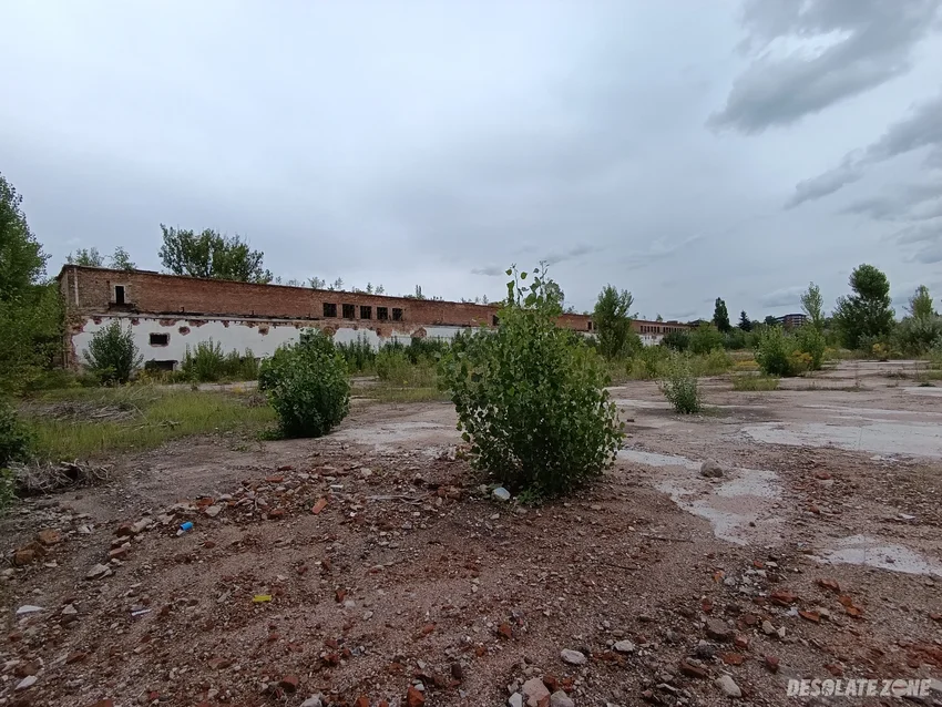 Ogromna fabryka włókiennicza