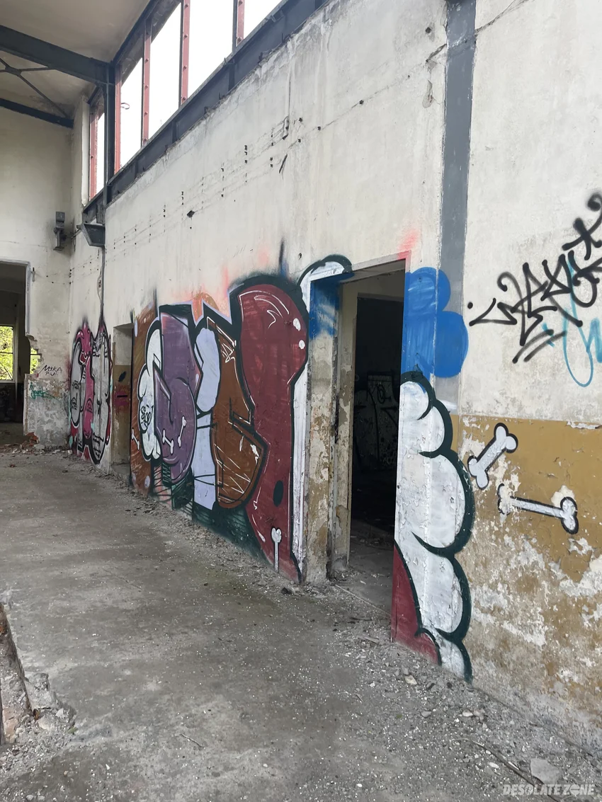 Opuszczona jednostka wojskowa , kędzierzyn- koźle - zdjęcie 1/4