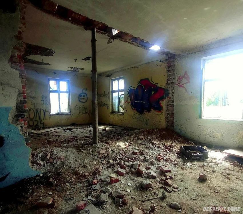 Opuszczony dom miszkalny