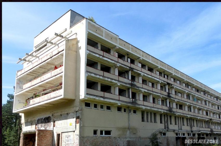 Opuszczony hotel, ustka, ul. wczasowa