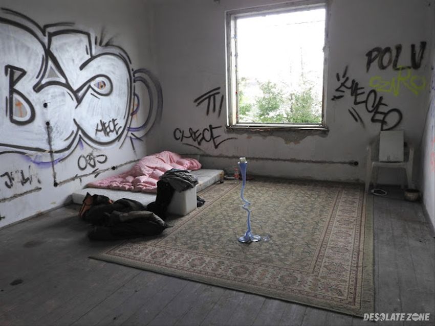 Opuszczony dom z wieżyczką