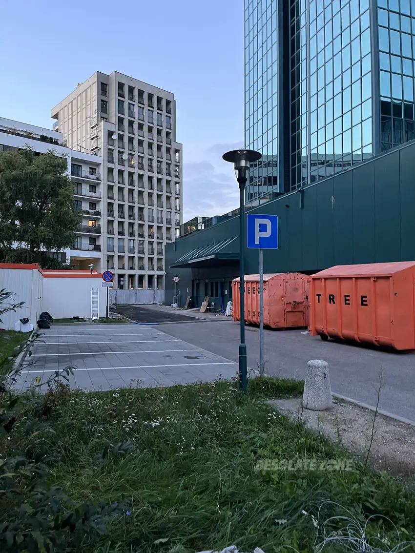 Intraco, Warszawa - zdjęcie 1/31