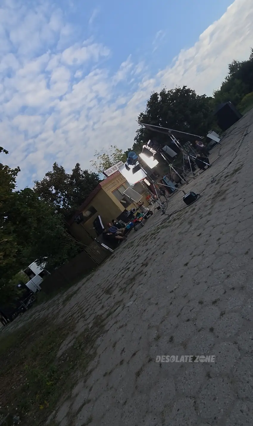 P g r z opuszczonymi autami - zdjęcie 1/10