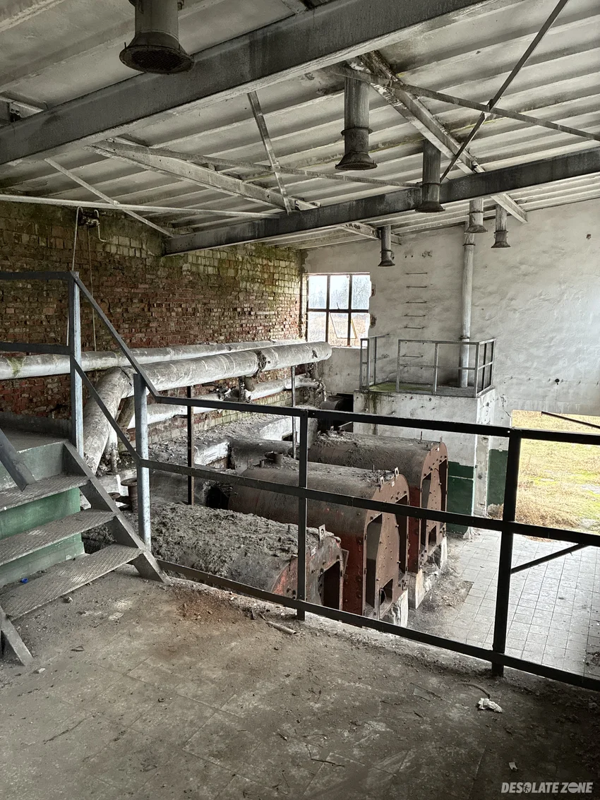 Nieczynna cegielnia, gołków - zdjęcie 1/4