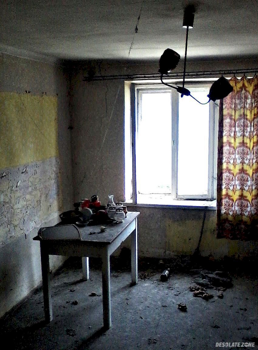 Gospodarstwo rolnicze, obiekt kolejowy i budynek mieszkalny, krapkowice