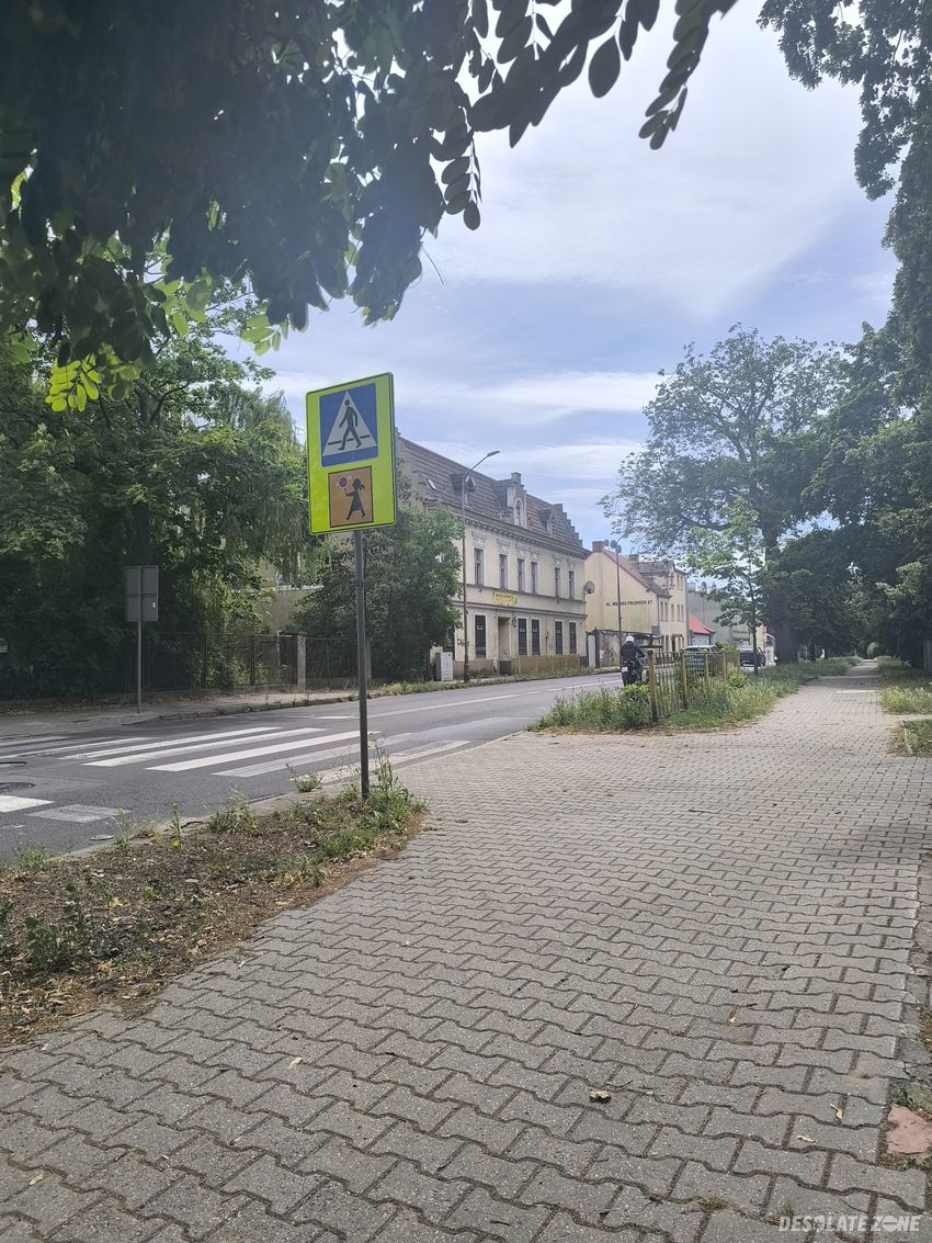 Opuszczony klub nocny.