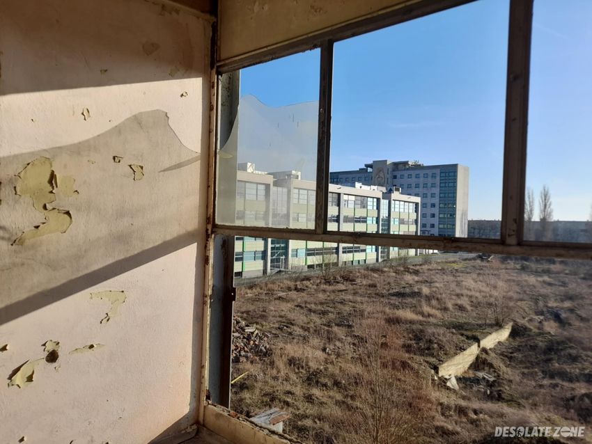 Fabryka dźwigów famabud